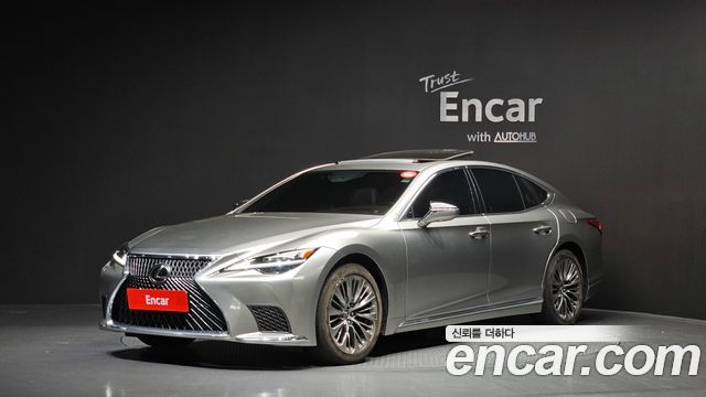 Lexus LS 2023 thumb 3