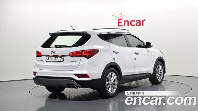 Hyundai Santa Fe 2018 thumb 3