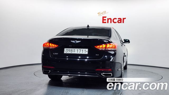 Genesis G80 2017 thumb 5