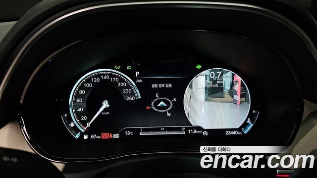 Genesis GV70 2023 thumb 9