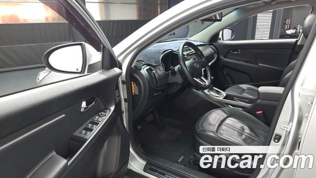 Kia Sportage 2011 thumb 11