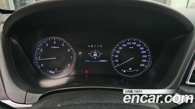 Hyundai Genesis 2015 thumb 9
