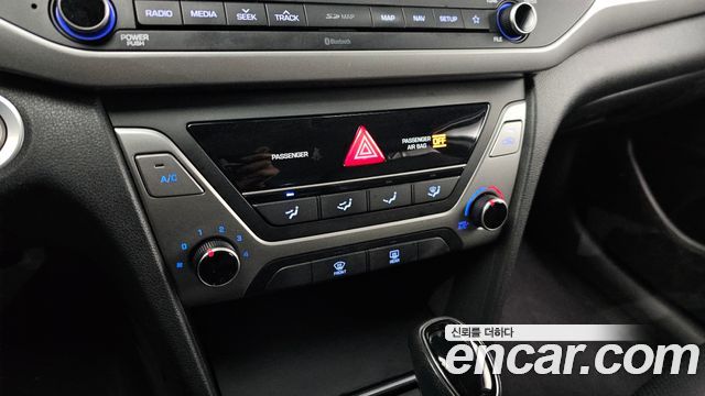 Hyundai Avante 2018 thumb 12