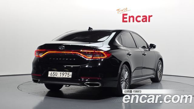 Hyundai Grandeur 2018 thumb 3
