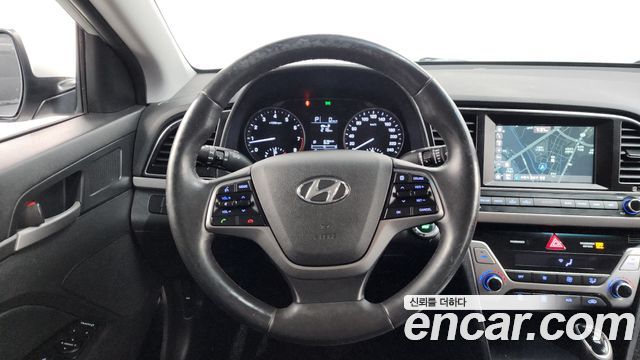 Hyundai Avante 2016 thumb 11