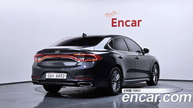 Hyundai Grandeur 2017 thumb 3