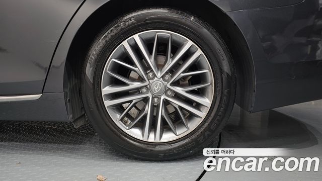 Hyundai Grandeur 2017 thumb 6