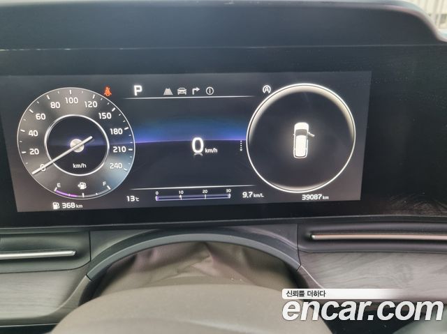 Kia Carnival 2022 thumb 8