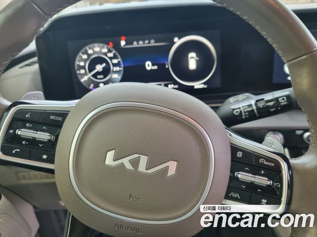 Kia Carnival 2022 thumb 9
