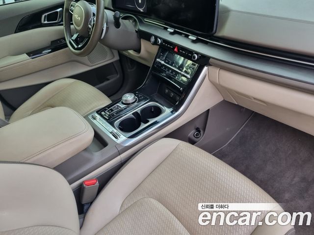 Kia Carnival 2022 thumb 10