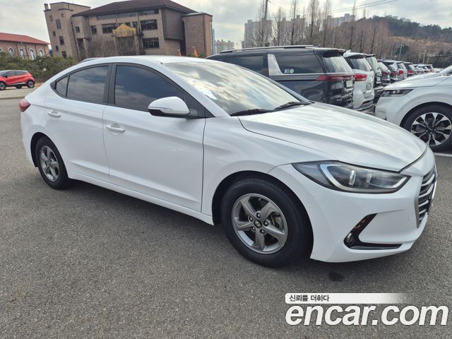 Hyundai Avante 2017 thumb 4