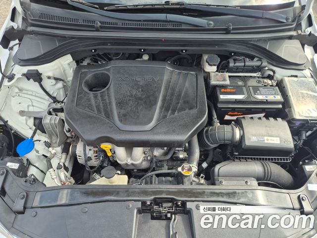 Hyundai Avante 2017 thumb 11