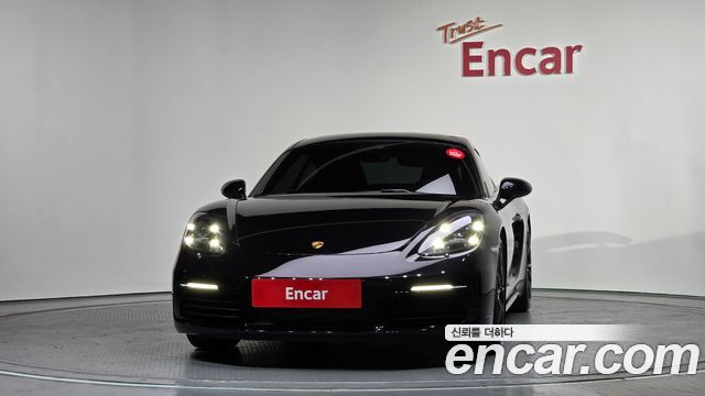 Porsche Cayman 2019 thumb 2