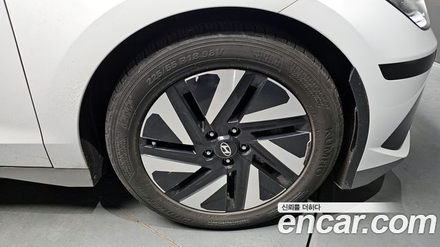 Hyundai IONIQ 6 2022 thumb 6