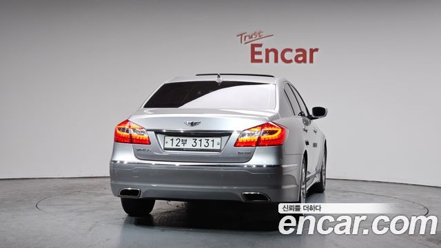 Hyundai Genesis 2011 thumb 5