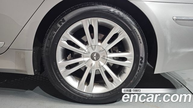 Hyundai Genesis 2011 thumb 6