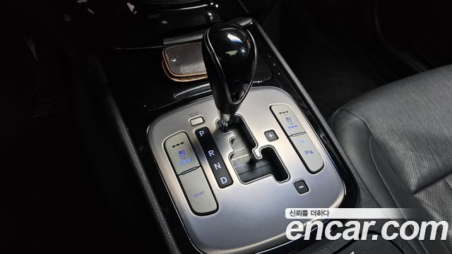 Hyundai Genesis 2011 thumb 10