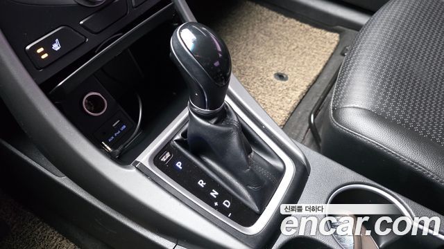 Hyundai Avante 2015 thumb 10
