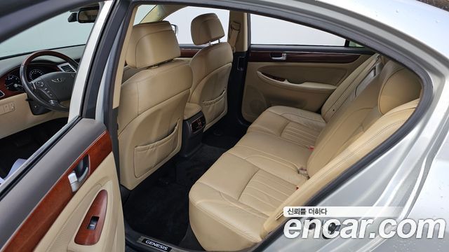 Hyundai Genesis 2011 thumb 12