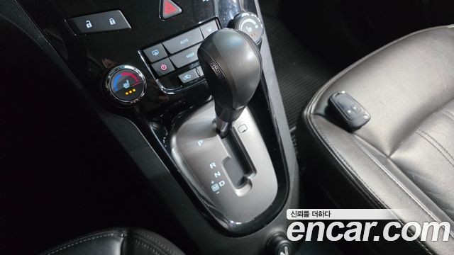 Chevrolet Orlando 2012 thumb 10