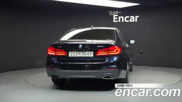 BMW 5 серии 2019 thumb 6