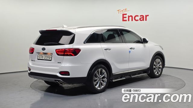 Kia Sorento 2018 thumb 3