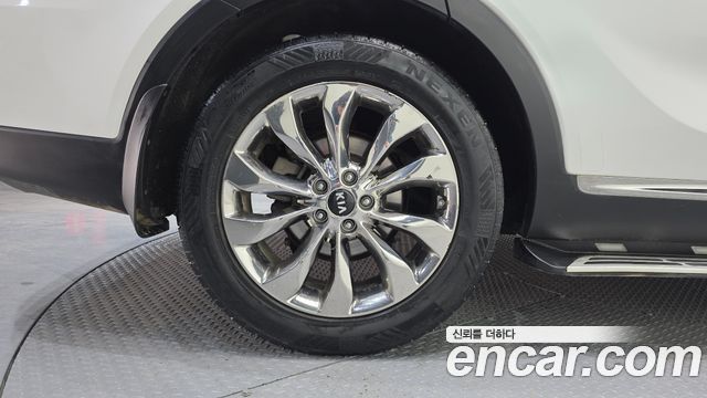 Kia Sorento 2018 thumb 6