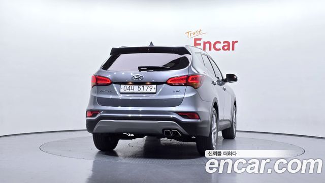 Hyundai Santa Fe 2017 thumb 5
