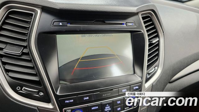 Hyundai Santa Fe 2017 thumb 11