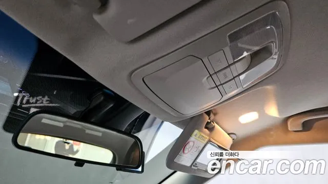 SsangYong Tivoli 2021 thumb 12