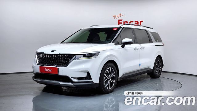 Kia Carnival 2021 thumb 2