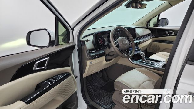 Kia Carnival 2021 thumb 10