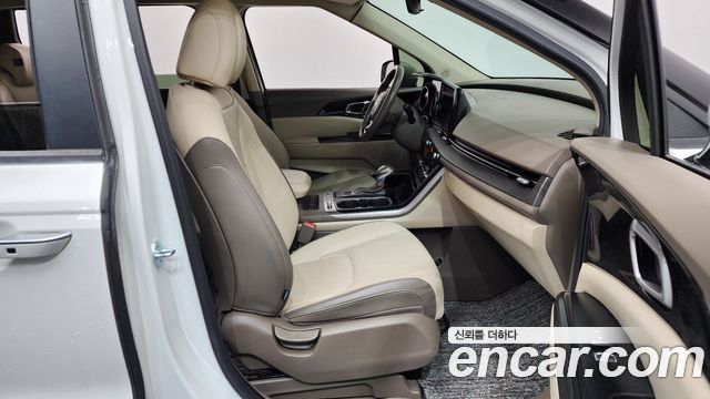 Kia Carnival 2021 thumb 12