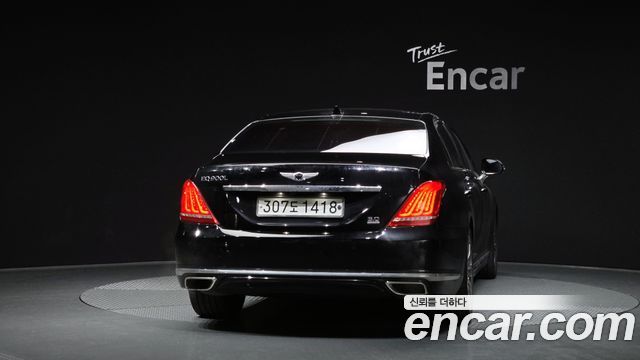 Genesis G90 2016 thumb 4