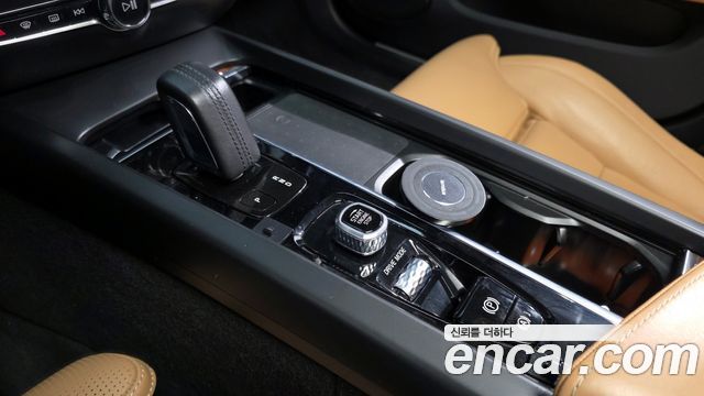 Volvo V60 2020 thumb 10