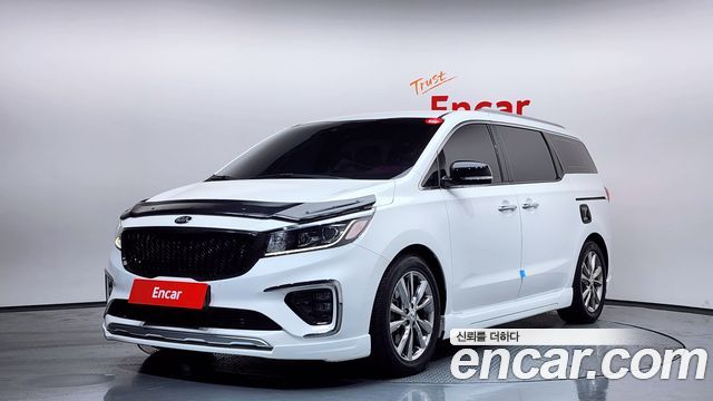 Kia Carnival 2019 thumb 2