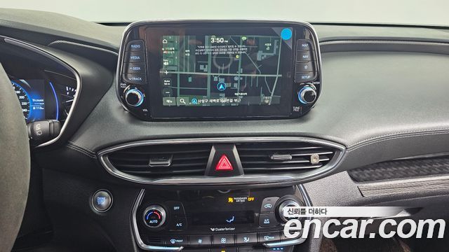 Hyundai Santa Fe 2018 thumb 12
