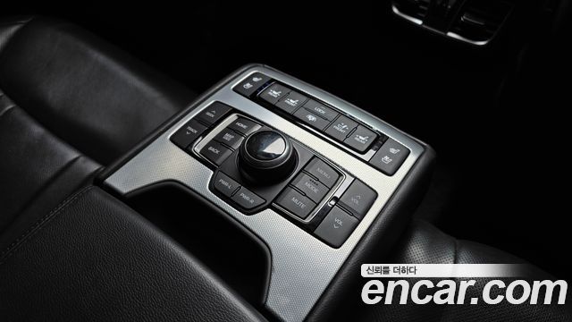 Genesis G80 2016 thumb 11