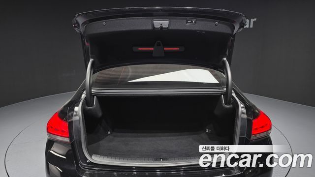 Genesis G80 2016 thumb 12