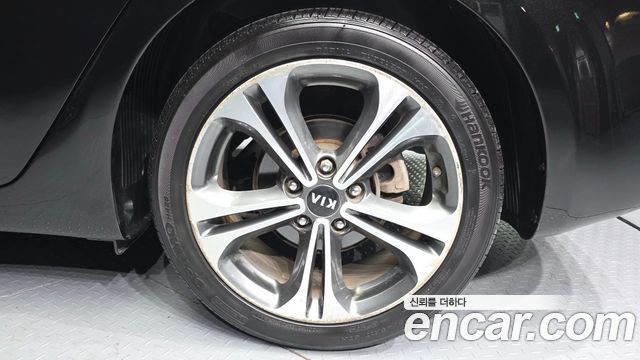 Kia K3 2013 thumb 6