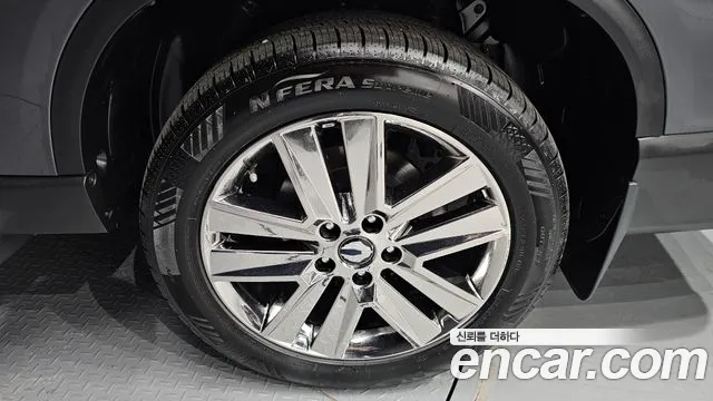 SsangYong Rexton 2019 thumb 6