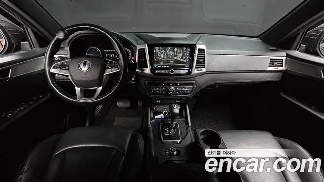 SsangYong Rexton 2019 thumb 8