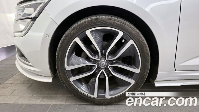 Renault Korea SM6 2017 thumb 8