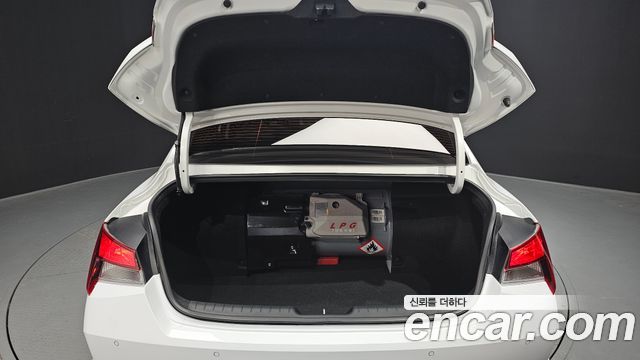 Hyundai Avante 2022 thumb 11