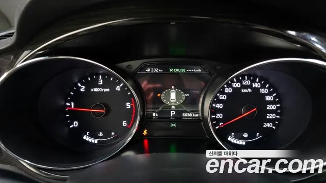 Kia Carnival 2019 thumb 9