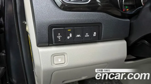 Kia Carnival 2019 thumb 12