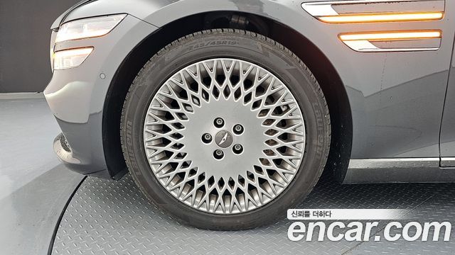 Genesis G80 2020 thumb 6