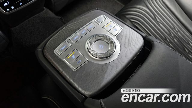 Genesis G80 2020 thumb 12