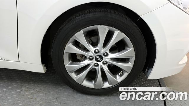 Hyundai Grandeur 2012 thumb 6