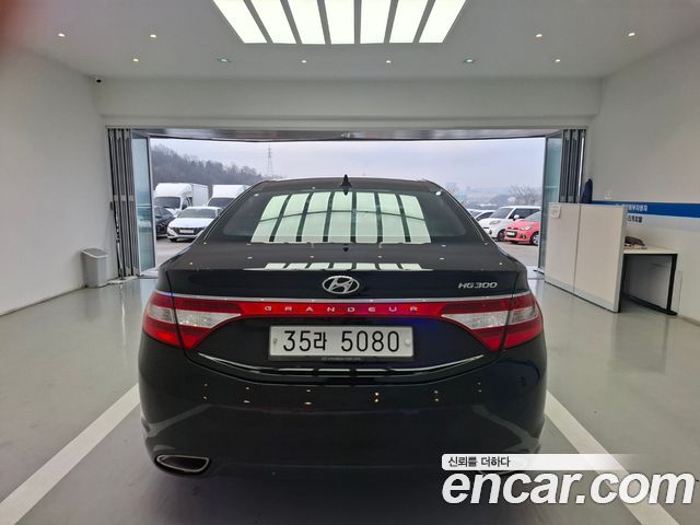 Hyundai Grandeur 2014 thumb 5